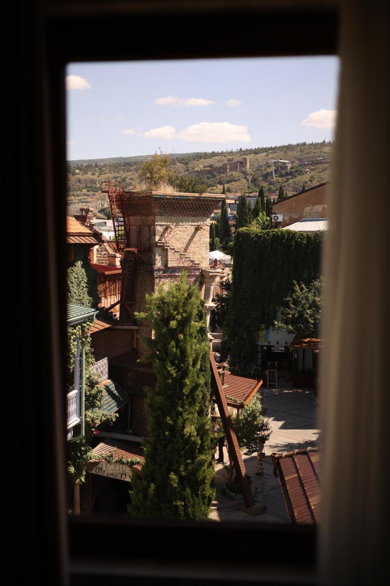 Mukhrantubani Boutique Hotel Tbilisi Bagian luar foto